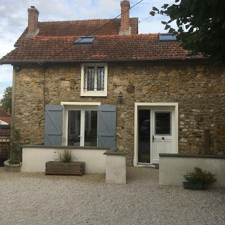 Au Tilleul Lejlighed Mezieres-sur-Seine Eksteriør billede