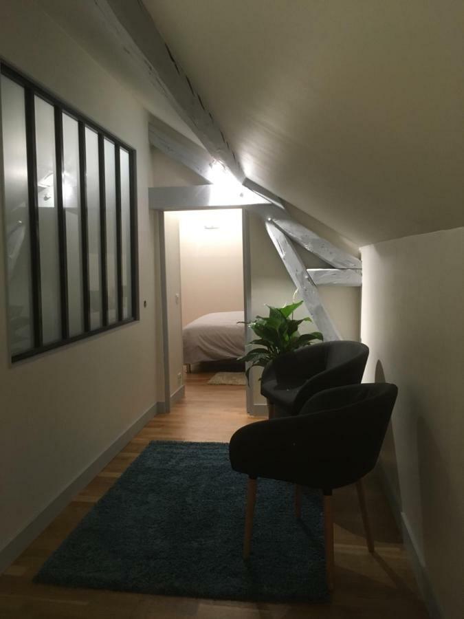Au Tilleul Lejlighed Mezieres-sur-Seine Eksteriør billede